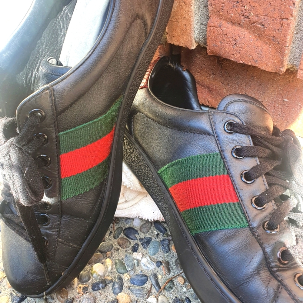 Gucci shoes, black leather, size 8